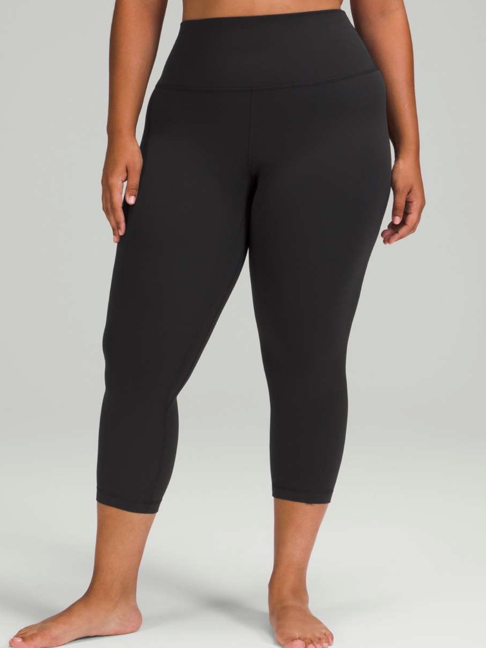 NWT!🍋🍋Lululemon Align High Rise Crop 21”🍋🍋. Size 8. Color Black.